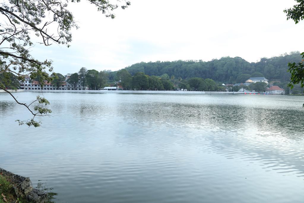 Glory Homestay Kandy Eksteriør billede