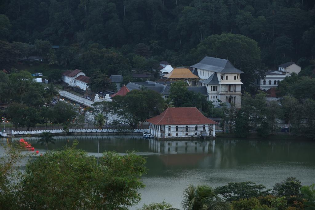 Glory Homestay Kandy Eksteriør billede