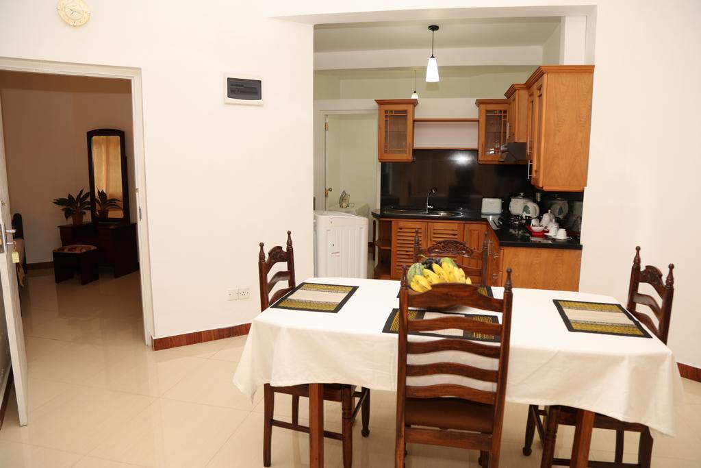 Glory Homestay Kandy Værelse billede