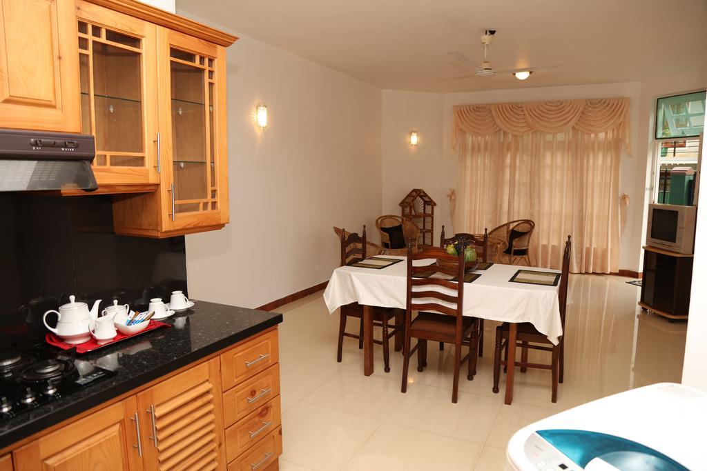 Glory Homestay Kandy Værelse billede