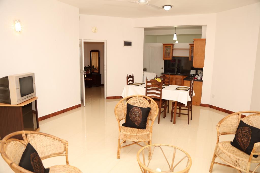 Glory Homestay Kandy Værelse billede